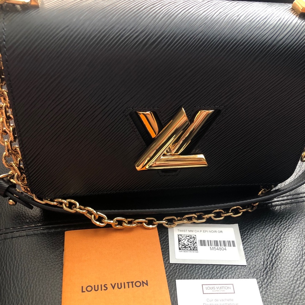 LOUIS VUITTON Twist MM BLACK gold hardware